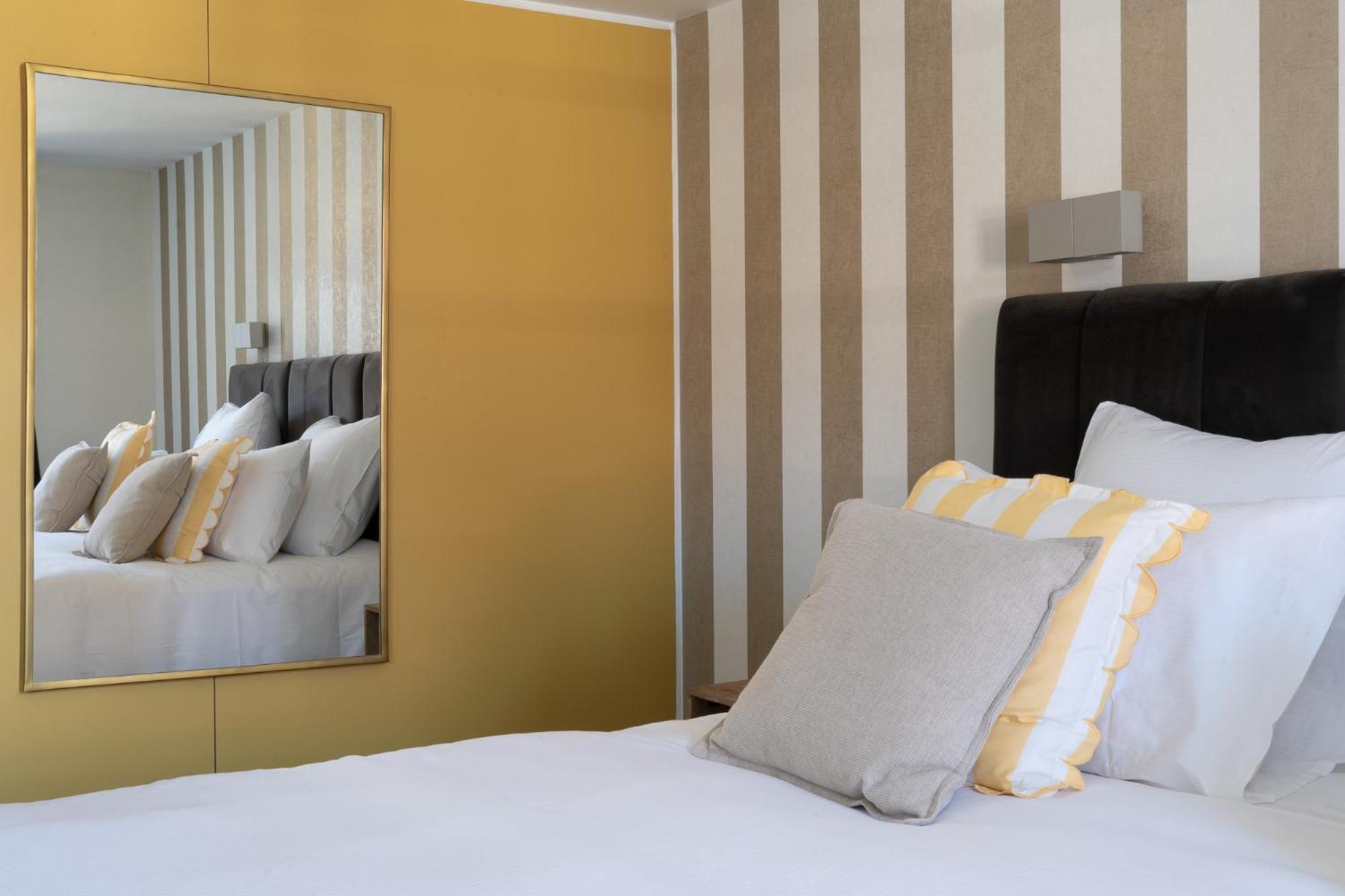 La Petite Fugue Hotel Beaune  Room photo